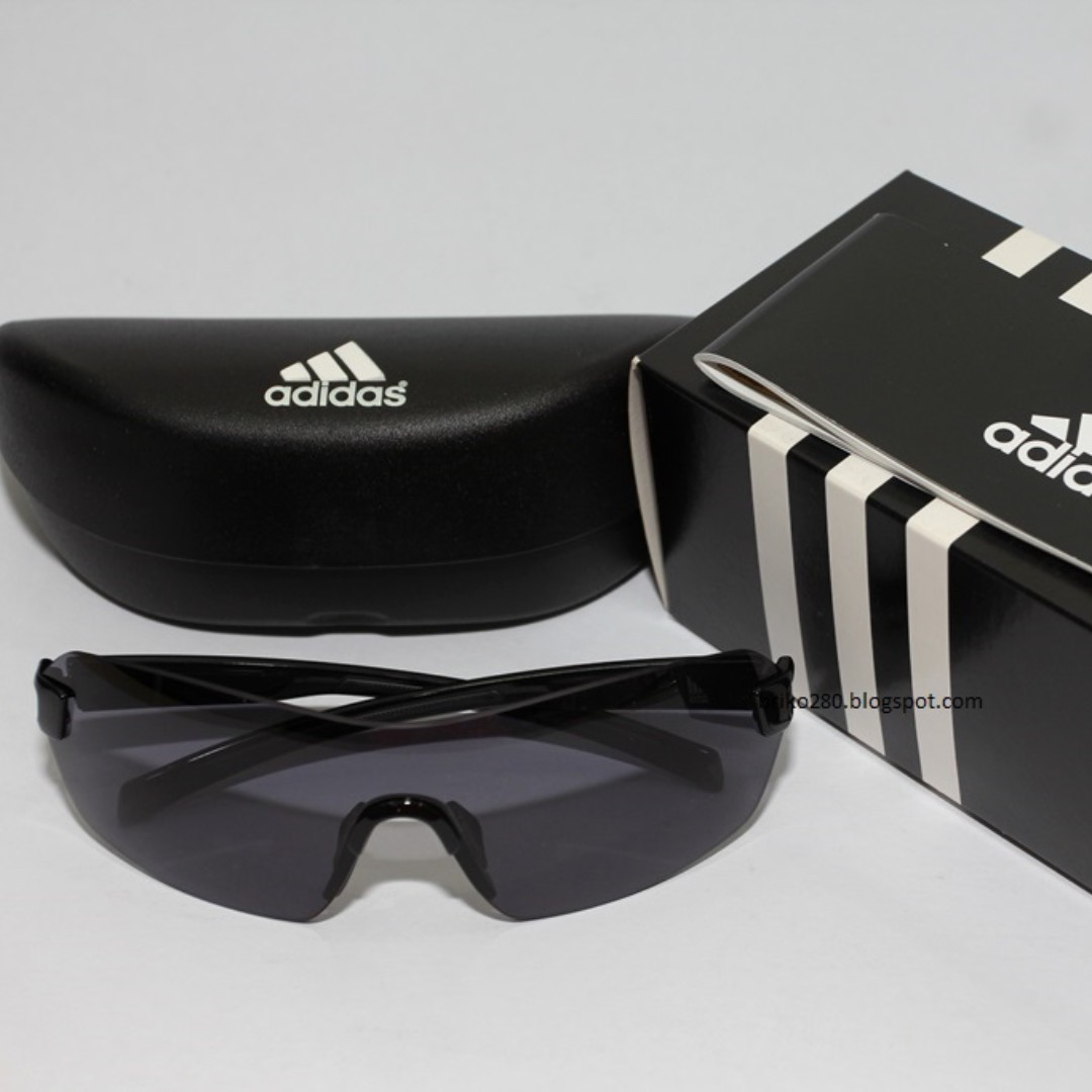 mármol Acuoso amor adidas Arriba sunglasses - Shiny Black, Sports Equipment, Sports & Games,  Racket & Ball Sports on Carousell