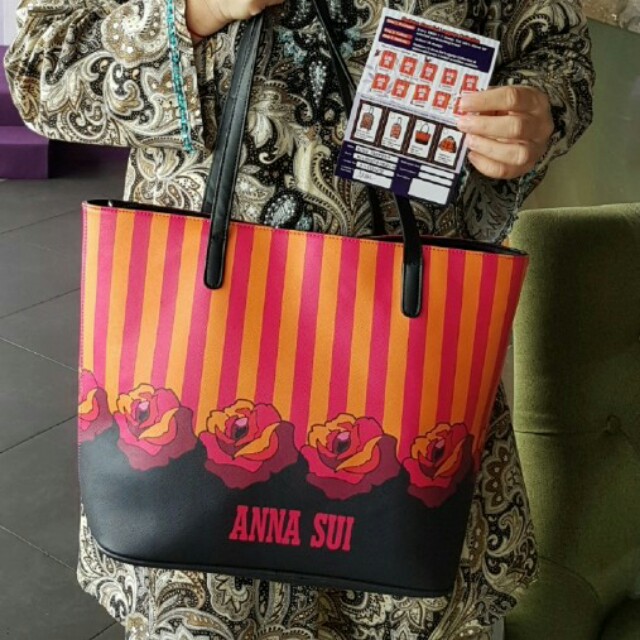 Anna sui tote bag store