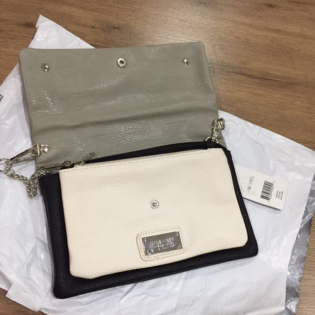 Authentic Nine West Leather Purse (Category: Wallets & Card holders) located in Quezon City. Submitted by maycuenca (Listing ID 118809035, Image 2). Description: - Got as pasalubong - Brand new.