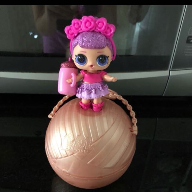 Lol Surprise Doll & Lil Sister ( Sugar Queen ) Limited Edition , Hobbies &  Toys, Toys & Games On Carousell