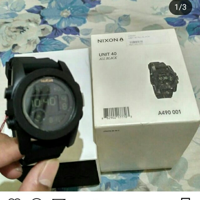 Nixon the unit 40 on sale