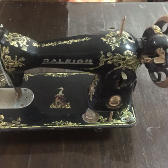 Raleigh old skool Sewing Machine Bulk head, Hobbies & Toys, Memorabilia