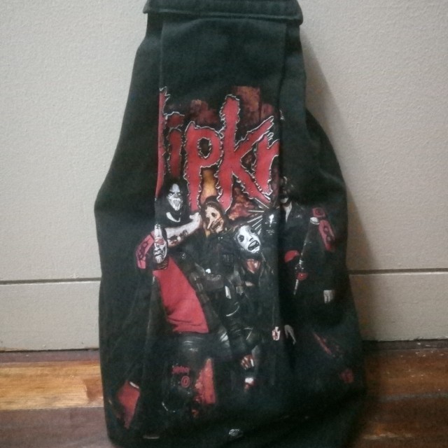 Rock Sax Slipknot Iowa Wait and Bleed Skate Bag and Pencil Case Set :  Amazon.com.au: Stationery & Office Products
