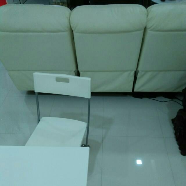 Sofa Electronic (Category: Sofas) located in Singapore. Submitted by boyz368 (Listing ID 149239779, Image 2). Description: Look like brand new conditions.. .