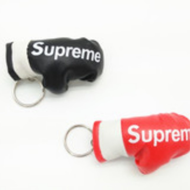 Supreme boxing gloves keychain shop