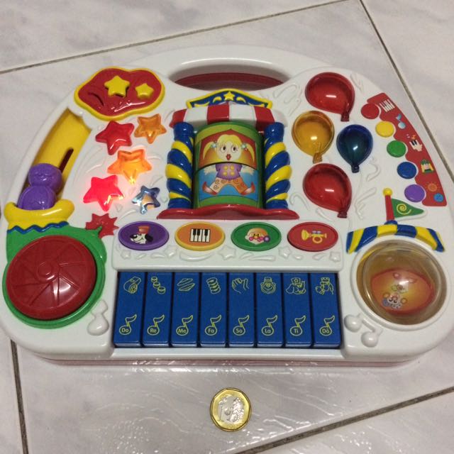 Toy Piano, Hobbies & Toys, Toys & Games on Carousell