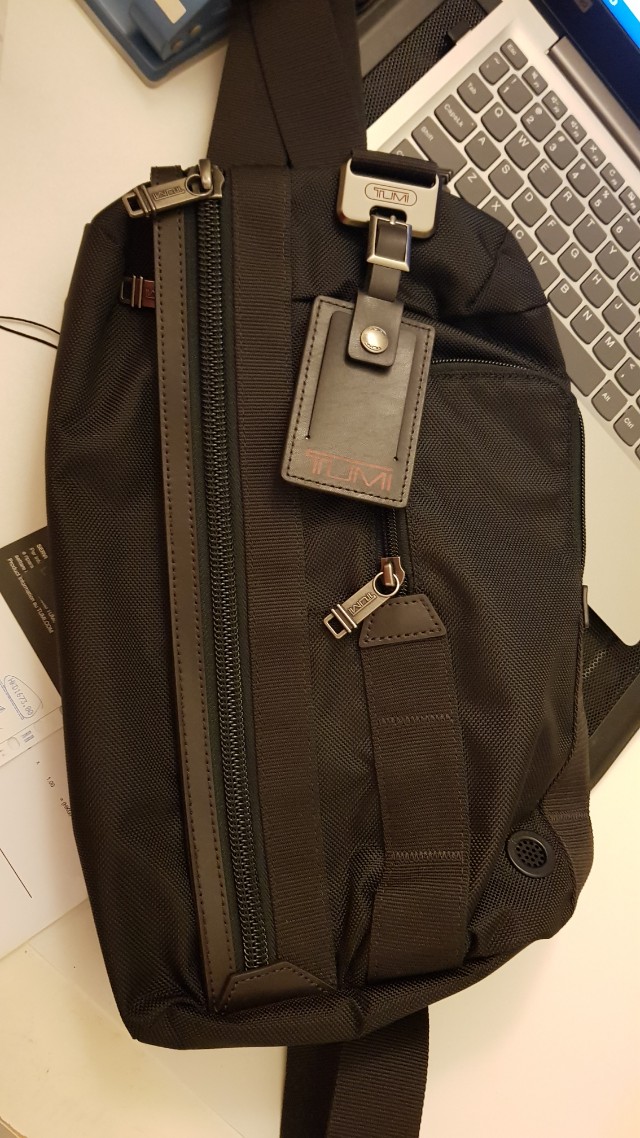 Morado sling tumi store