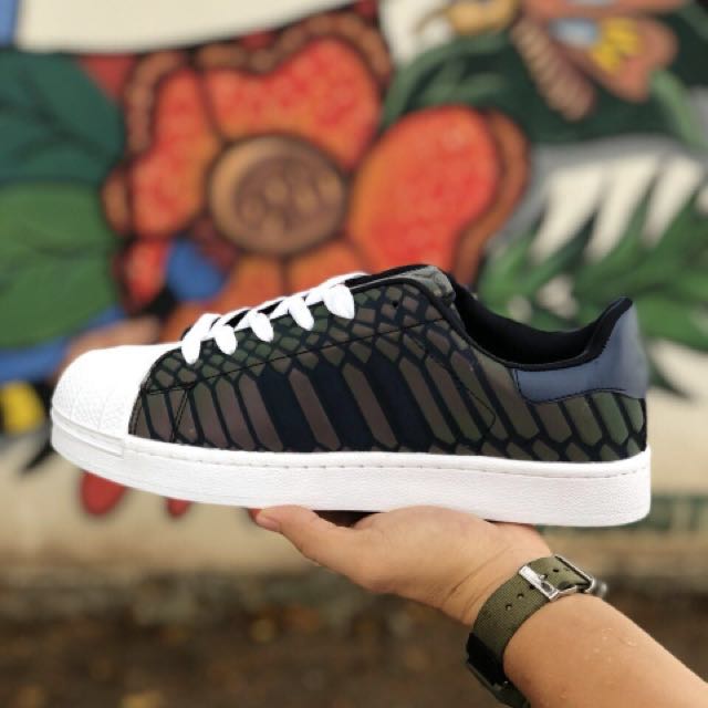 superstar xeno black