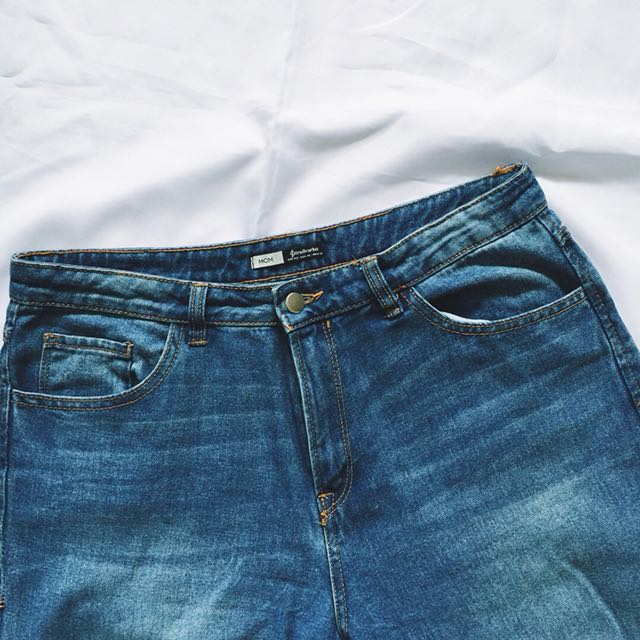Auth Stradivarious HW Mom Jeans, Women's Fashion, Bottoms, Other 