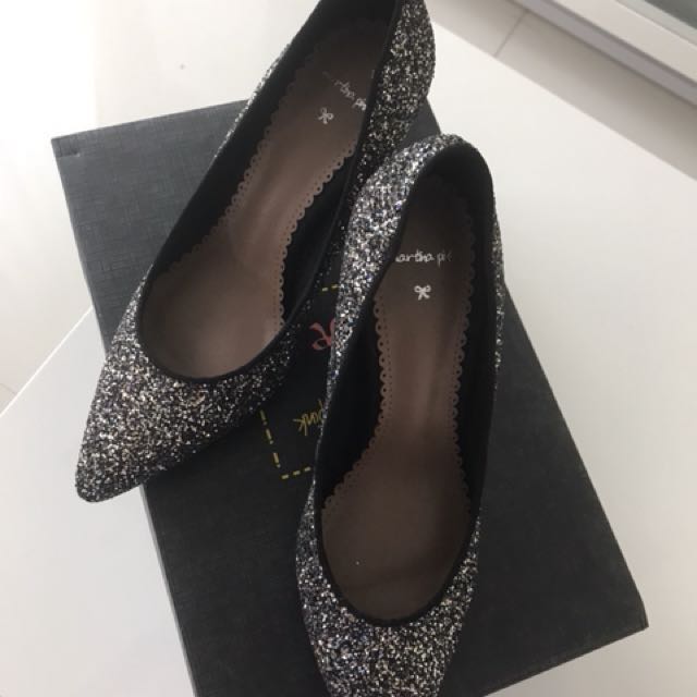 black and gold glitter shoes