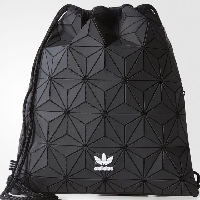 BN Adidas X Issey Miyake drawstring bag 