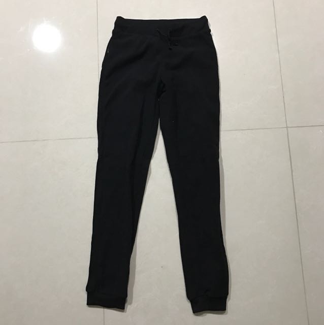 Decathlon black fleece pant, Women's 