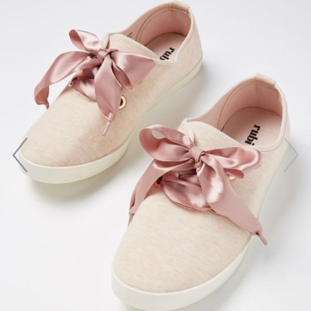 Indy Bow Plimsoll Rubi Ribbon Shoes Women S Fashion Footwear Flats On Carousell