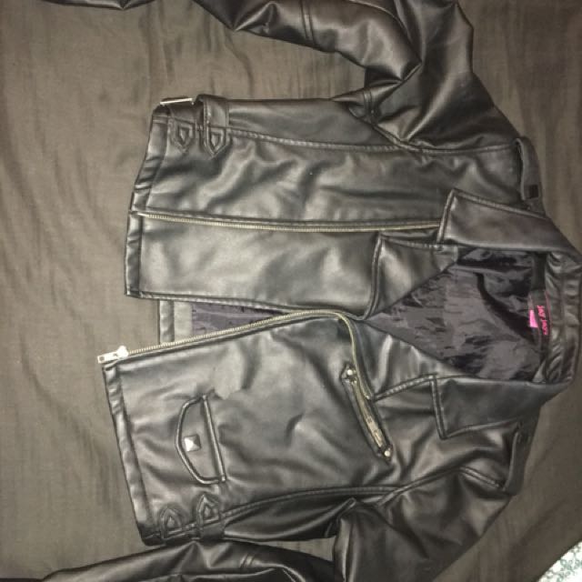 Jayjays Black Pleather Jacket Small Holes Women S Fashion