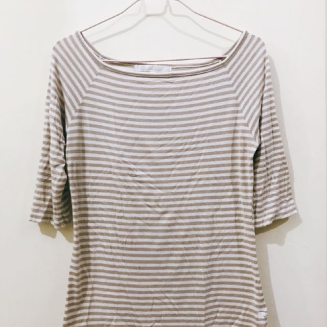 Kamiseta striped fitted top, Women's Fashion, Tops, Sleeveless on Carousell