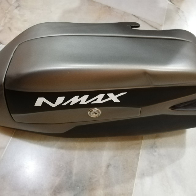 Yamaha Nmax side box, Motorbikes on Carousell