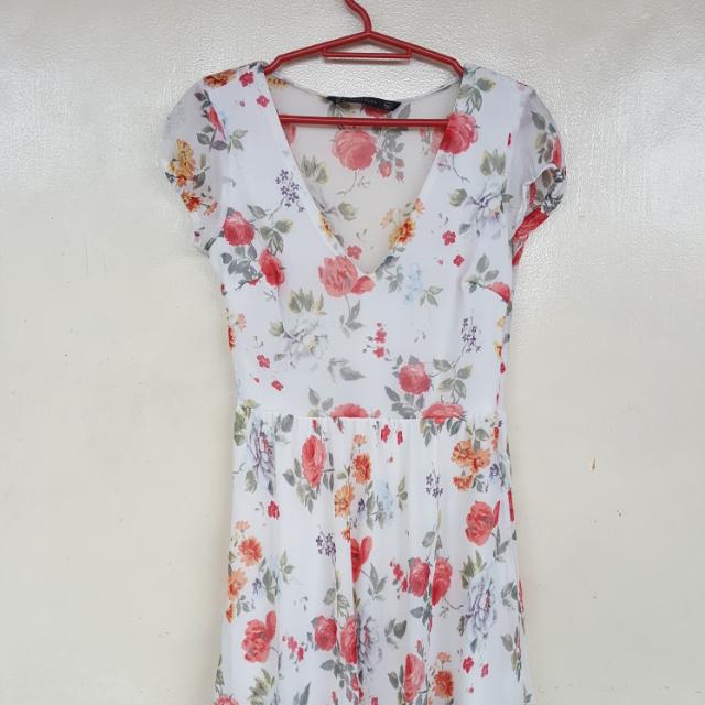 zara trafaluc floral dress