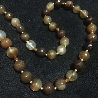 Agate semiprecious stone necklace