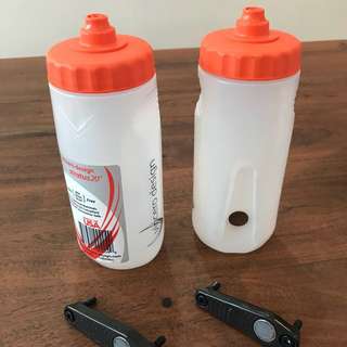 2 Water Bottles - Magnetic Mounting, Leak Proof Valve