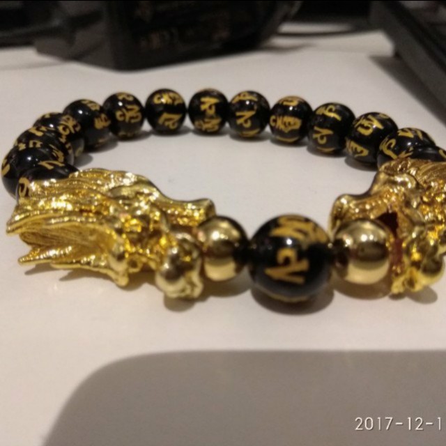 Chinese New Year Promo Double Dragon Head With Onyx Stone Bead