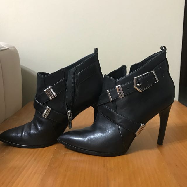 marciano boots