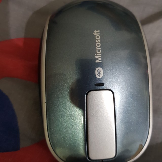 Microsoft Sculpt Touch Mouse (Category: Computer Keyboard) located in Quezon City. Submitted by eclipse.leandro (Listing ID 149555828, Image 1). Description: Microsoft Sculpt Touch Mouse 9/10 RFS: Not using anymore.