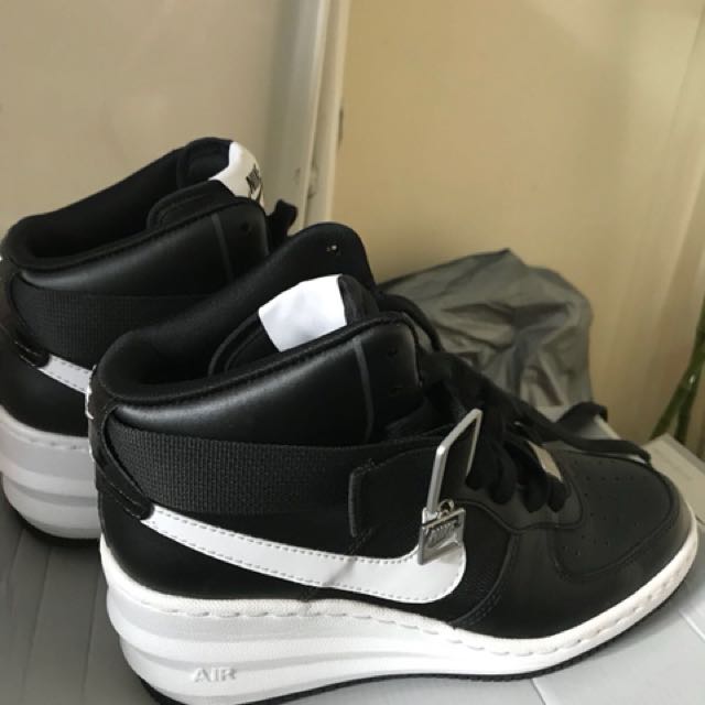 nike lunar force sky hi