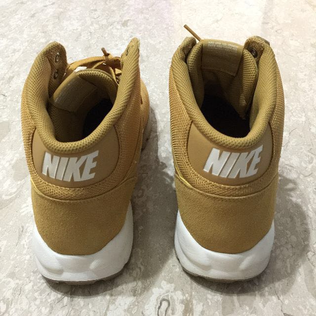 Nike hoodland suede mens trainers new arrivals