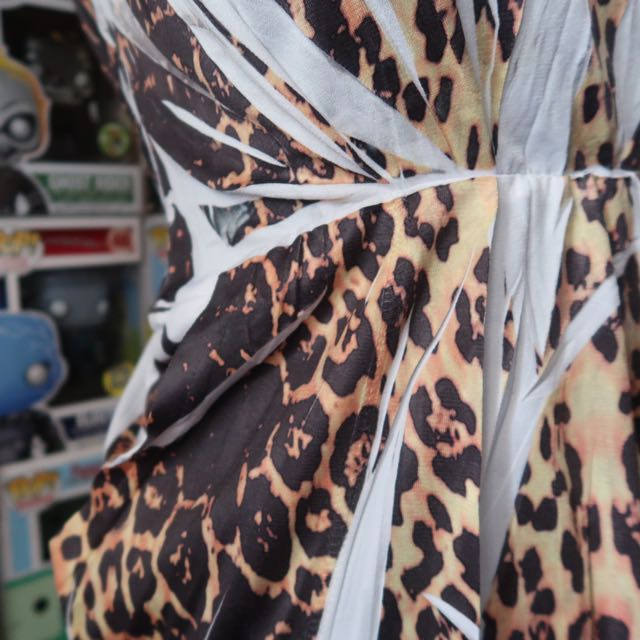Tiger Dress (Category: Dresses) located in Manila. Submitted by everchic (Listing ID 149394643, Image 3). Description: Casual dress detailed with tiger prints. Garterized waistline with pockets ! Very unique and fashionable. In perfect condition Silk like cloth Size: S-M .