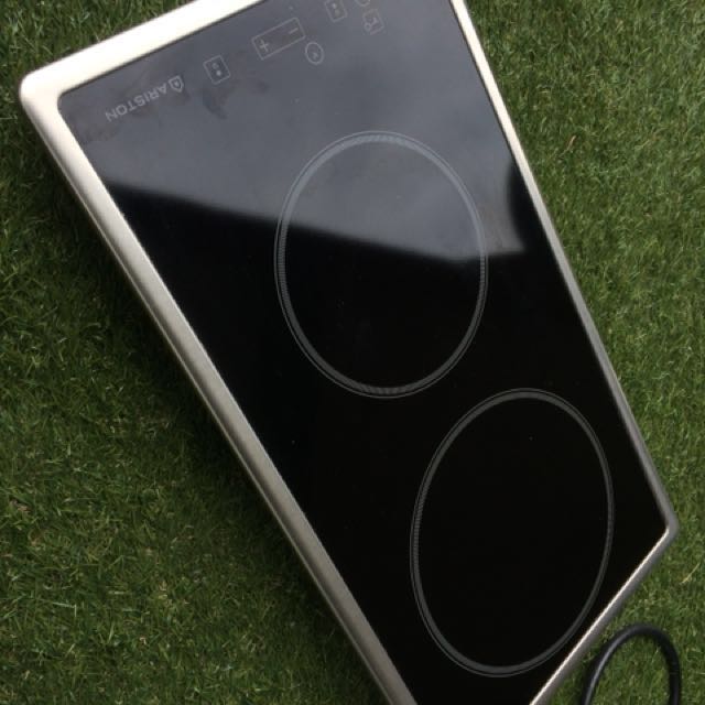 Ariston Ceramic Glass Hob & Ariston Hood, TV & Home Appliances, Kitchen