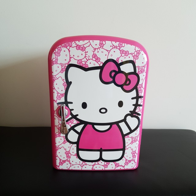 hello kitty mini refrigerator