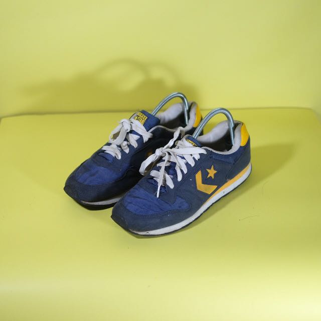 Sepatu running outlet converse