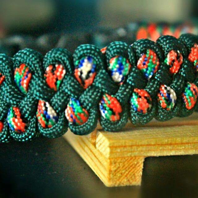 Dragon Claw Paracord (custom), Hobbies & Toys, Stationery & Craft
