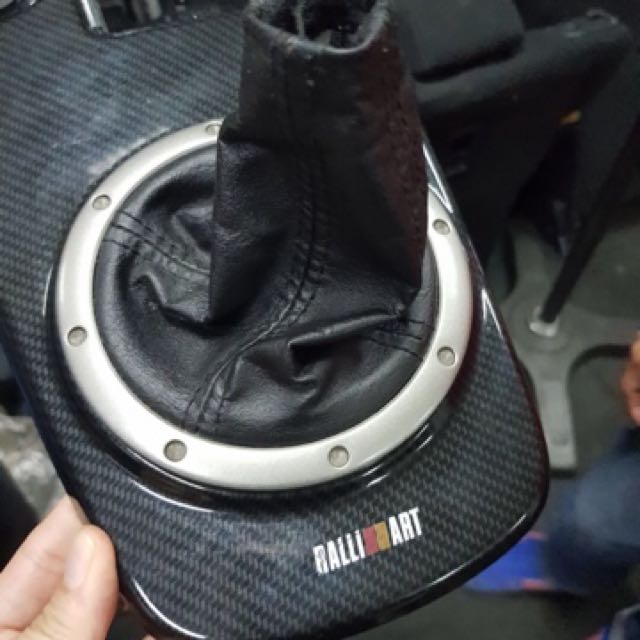 Genuine Ralliart evo 9 gear panel for 5 speed GT / RS, Car Accessories