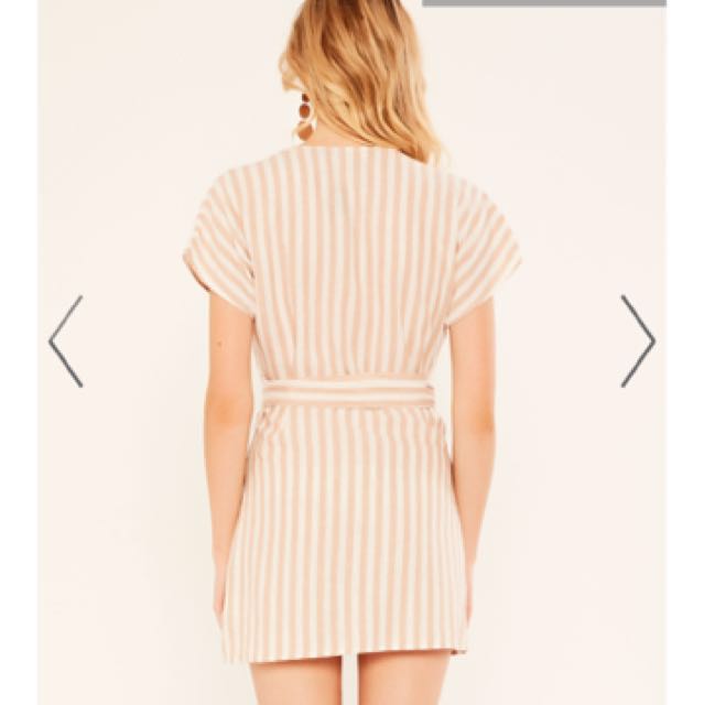 Glassons linen 2025 wrap dress