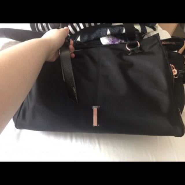 MIMCO ZEN BABYBAG USED ONCE Women s Fashion Bags Wallets on