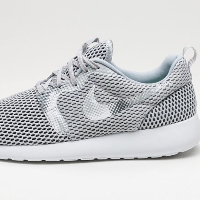 Nike Roshe One HYP BR GPX Men s Fashion Footwear Sneakers on Carousell