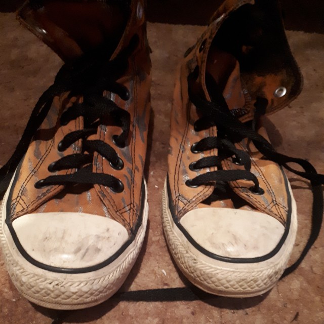 skin converse