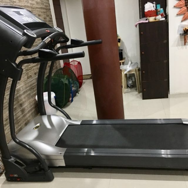 Treadmill Motorized Heavyduty Sports Other Sports Equipment On