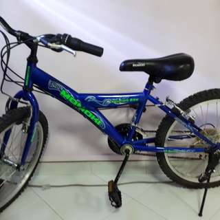 SELL/TRADE 18 inch BMX Blue Bike