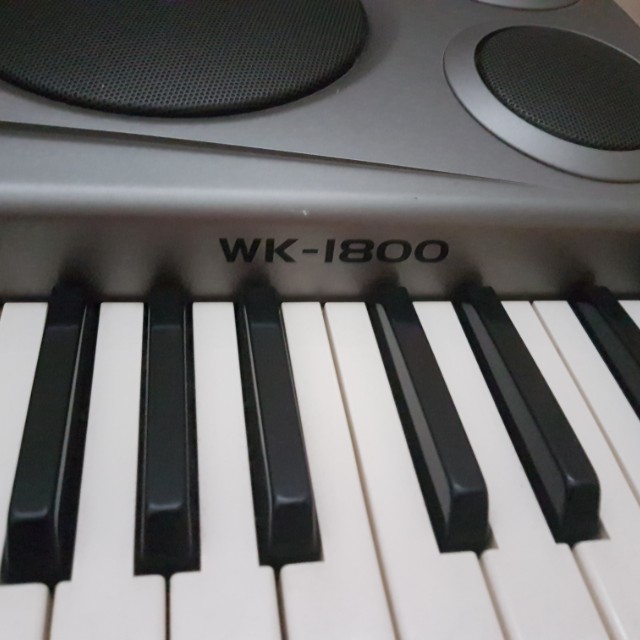 CASIO WK1800, Hobbies & Toys, Music & Media, Musical Instruments on