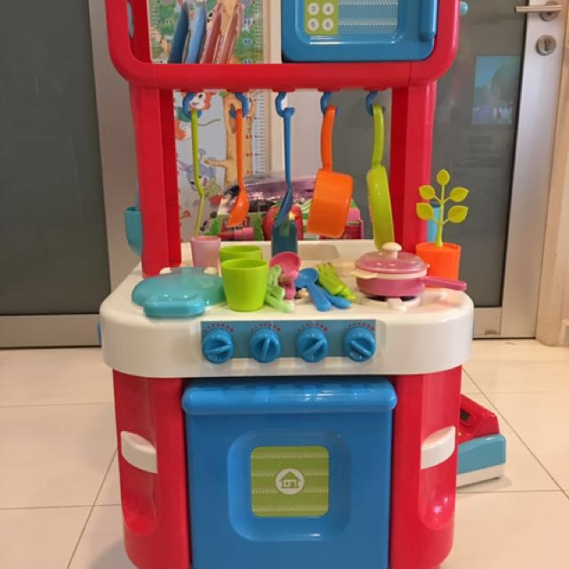 elc kids kitchen