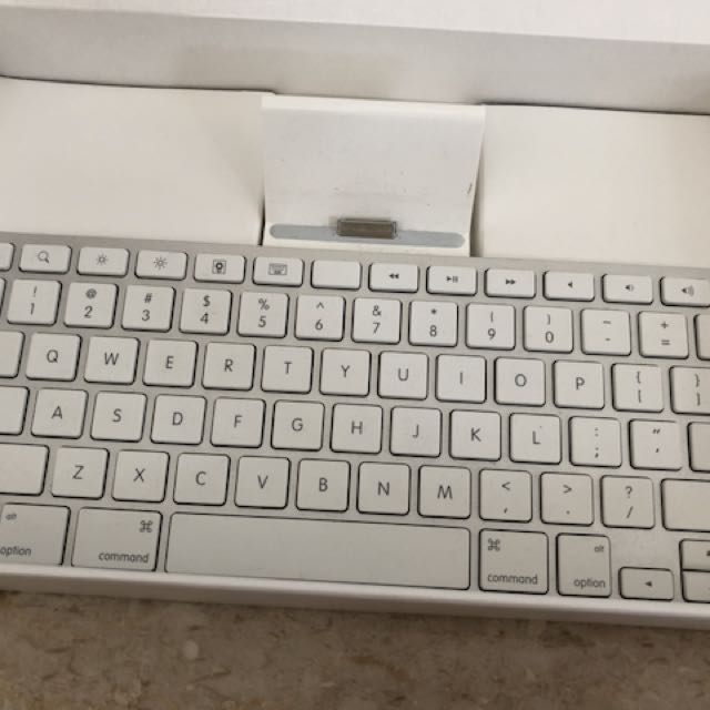 IPad Keyboard Dock (for older generation iPads), Mobile Phones