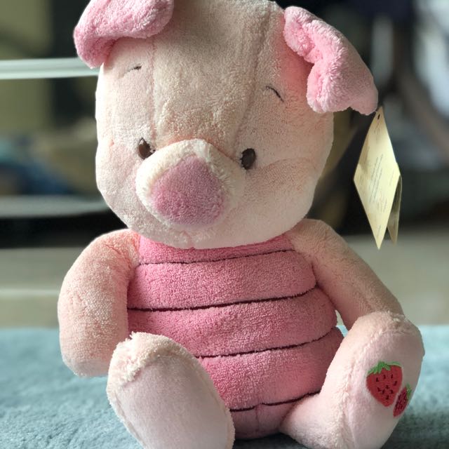 piglet plush toy