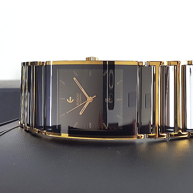 Rado integral automatic outlet