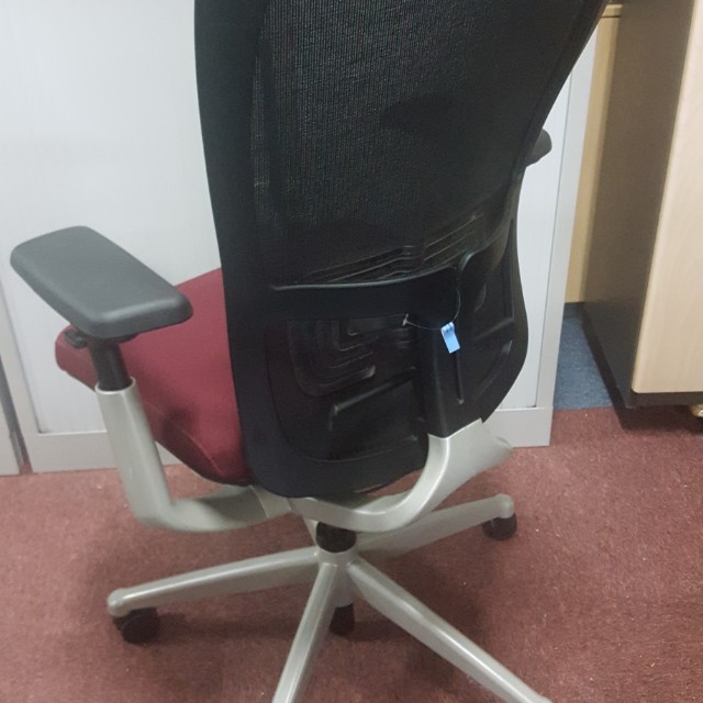 Used Ergonomic Office Chair Zody Sayl Mirra Aeron Leap Used Ergonomic Office Chair Zody Sayl Mirra Aeron Leap Furniture Tables Chairs On Carou