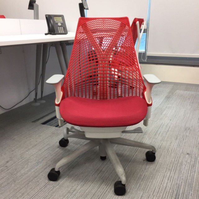 used ergonomic office chair Zody Sayl mirra sayl aeron leap, Furniture