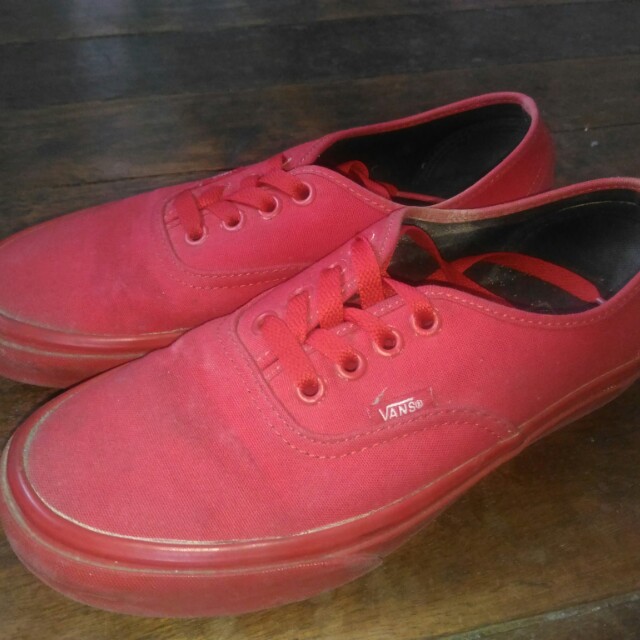 mono red vans