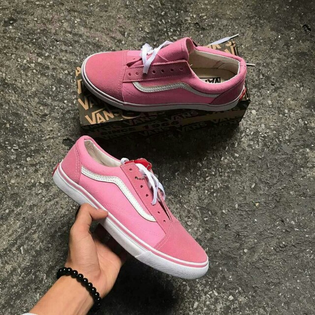 limited edition pink vans