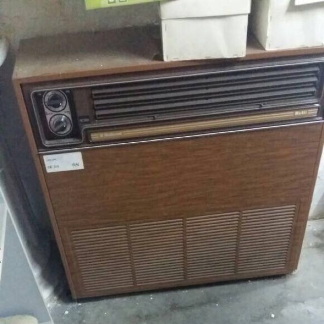 vintage_airconditioner_box_1516178837_055e7d21.jpg